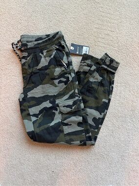 Matix Camo Cargo Joggers - Olive & Black